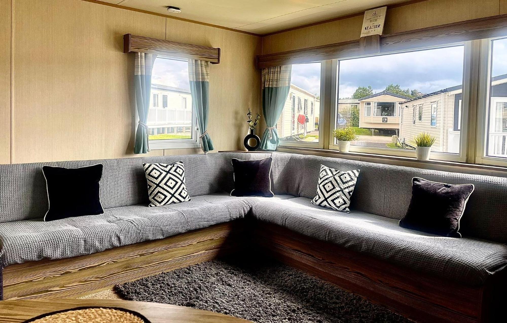 F&G Getaways Hotel Wyke Regis Eksteriør billede