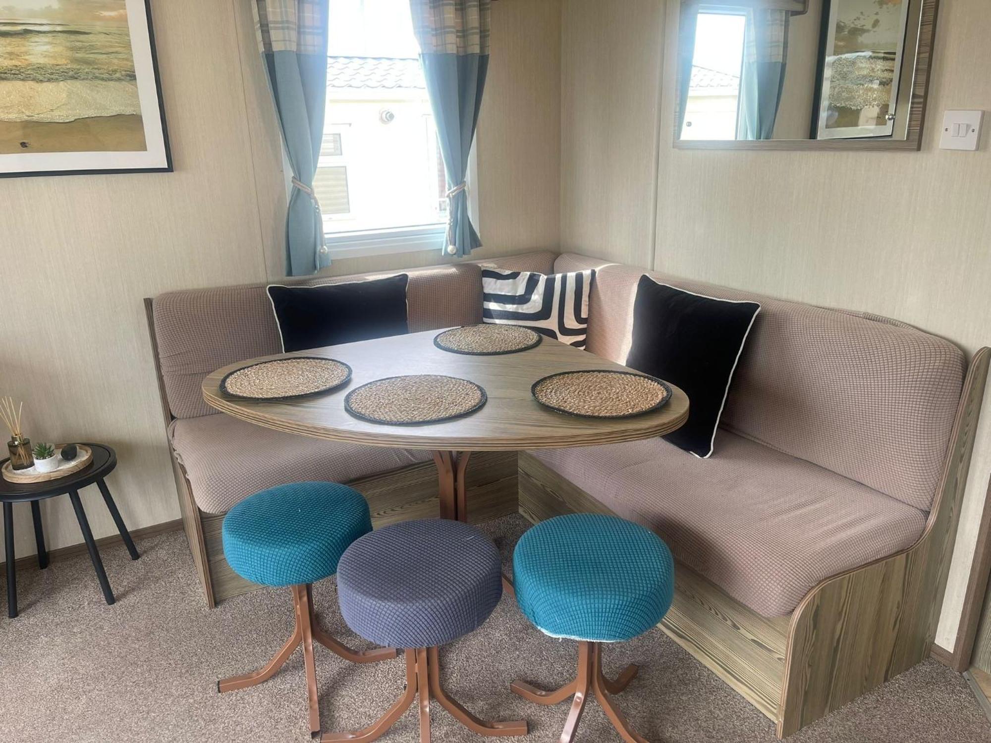 F&G Getaways Hotel Wyke Regis Eksteriør billede