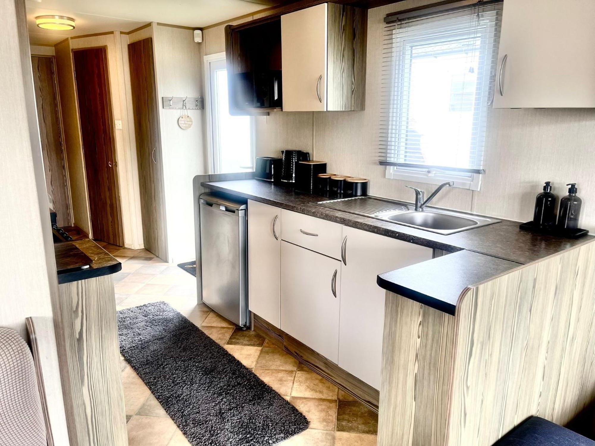 F&G Getaways Hotel Wyke Regis Eksteriør billede